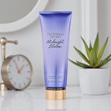 💜 VICTORIA’S SECRET – CREME HIDRATANTE CORPORAL MIDNIGHT BLOOM 236ML